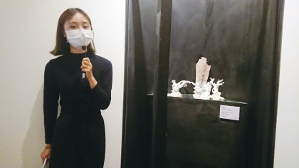 藝文中心展出東大美產系一一一級畢業展。（記者陳盈貞／攝）