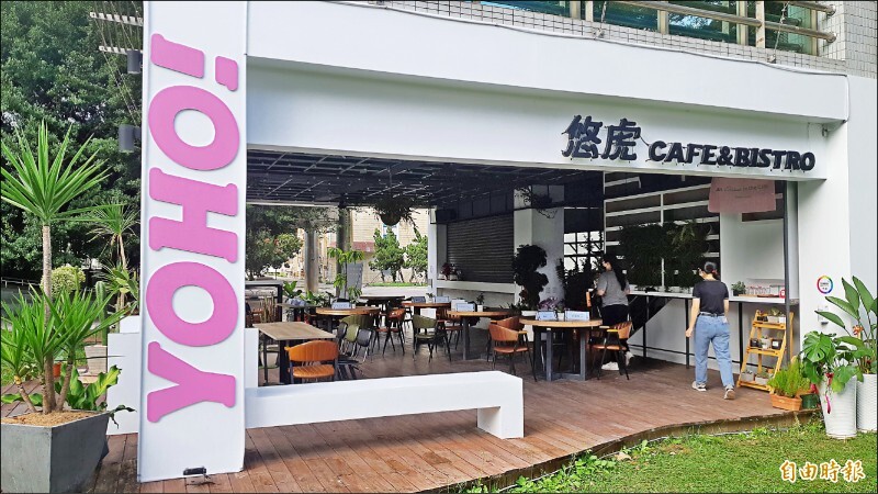 台東大學台東校區內學生組團隊創業，成立「悠虎咖啡」。（記者黃明堂攝）